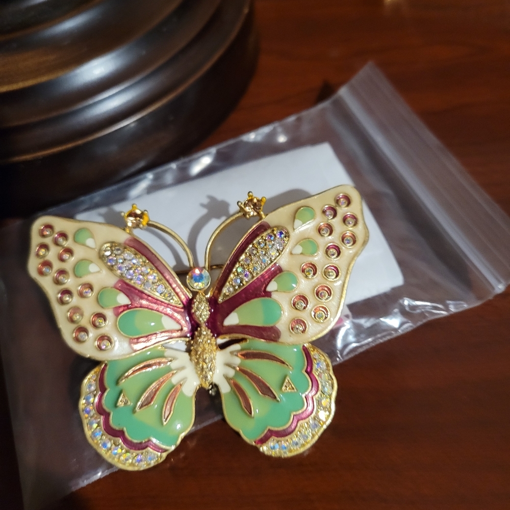 Butterfly 🦋 pin